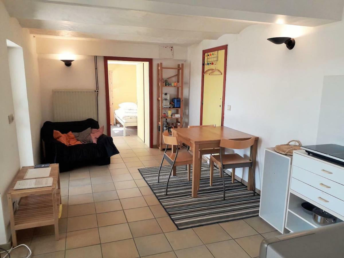 Appartement 2 Chambres Au Calme Et Au Vert, A Louvain-La-Neuve Luaran gambar